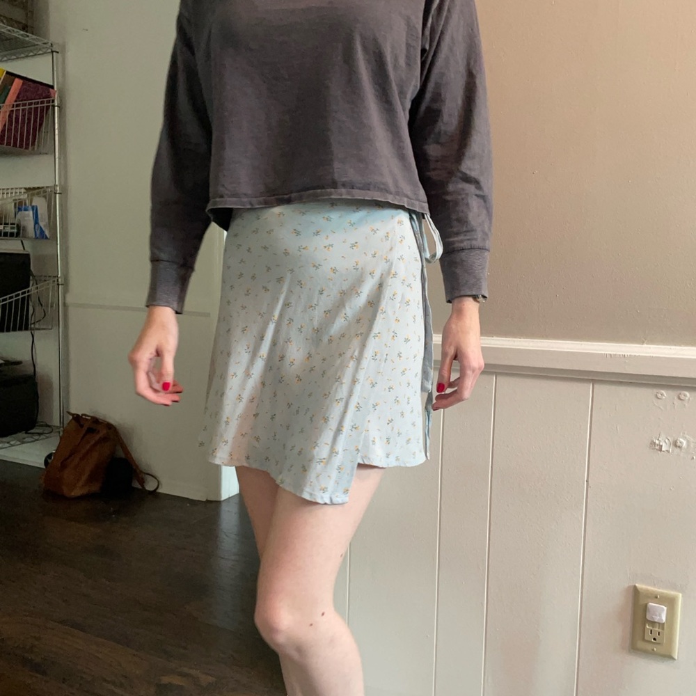 Brandy Melville Floral Wrap Skirt